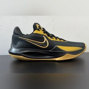 Nike Precisión 6 Size 9.5 men’s